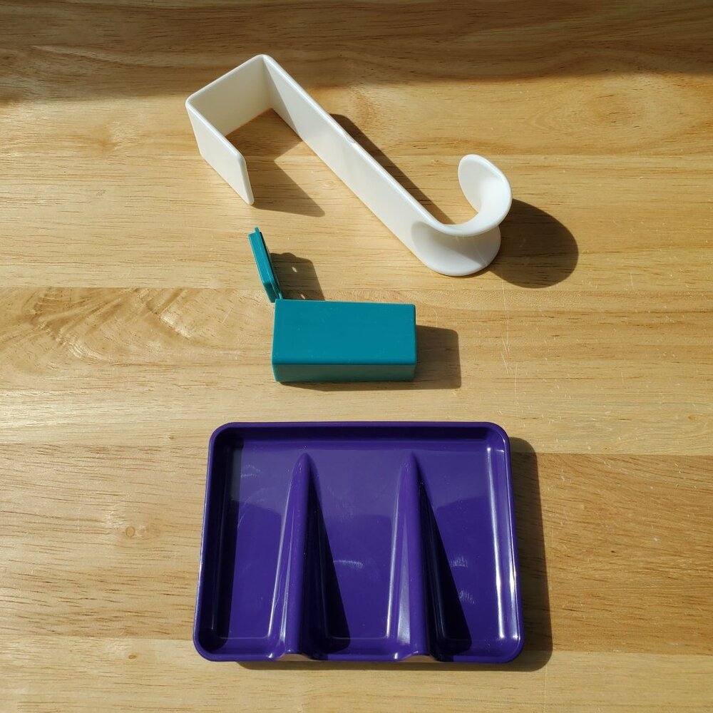 VTG Tupperware Game Gifts Door Hook Hanger, Soap Dish, Toothbrush Holder 1991